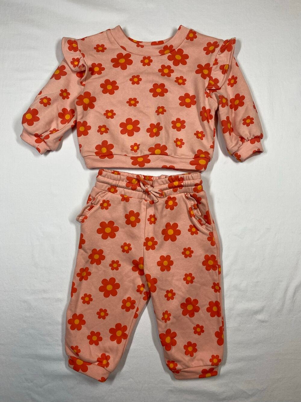Cat & Jack Girl's 18m Orange Red Floral Sweat Suit Cute Ruffle Sleeve Comfy Warm